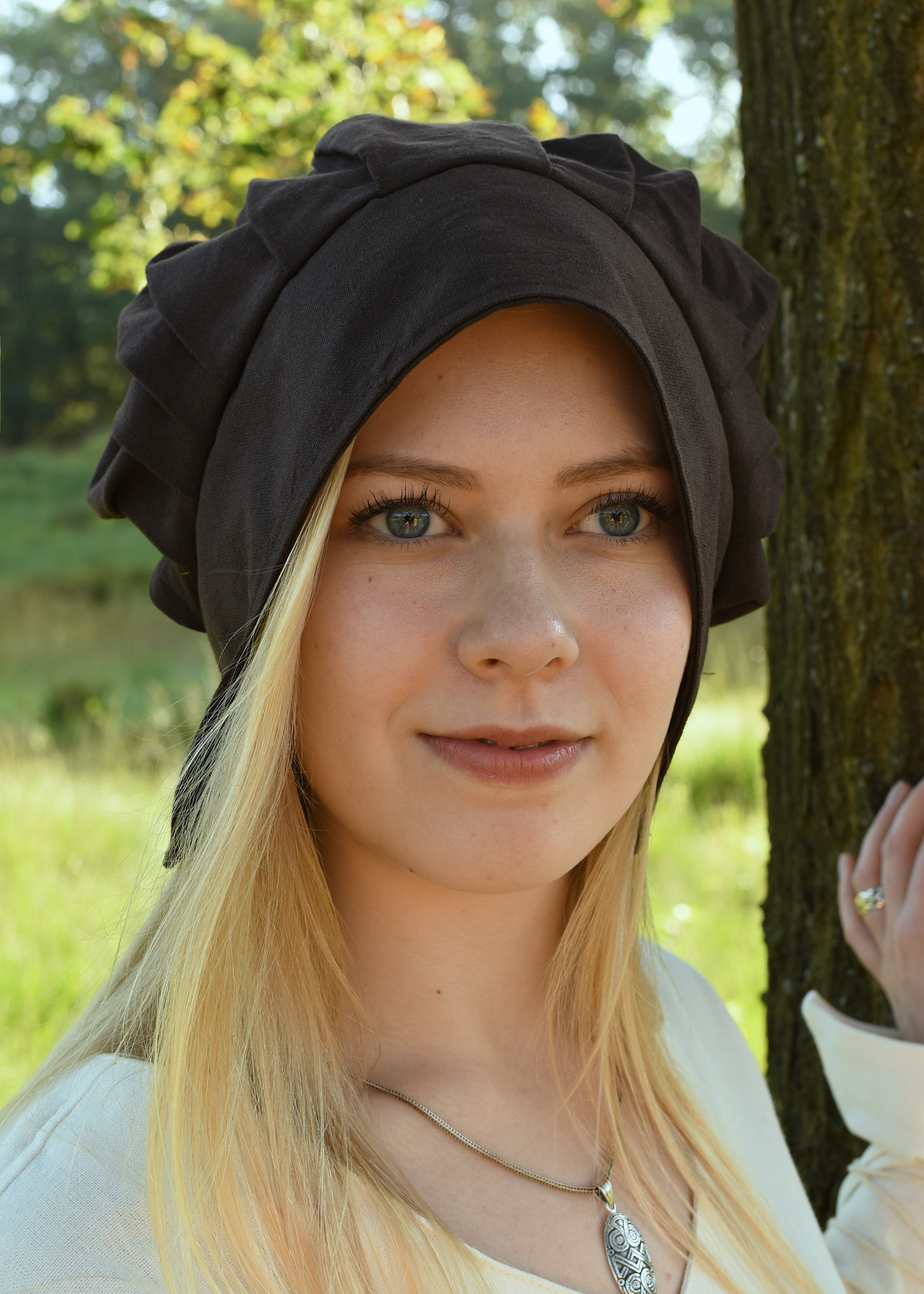 Mittelalter Haube mit gelegten Falten, versch. Farben, Bundhaube für  Frauen, Damenhaube