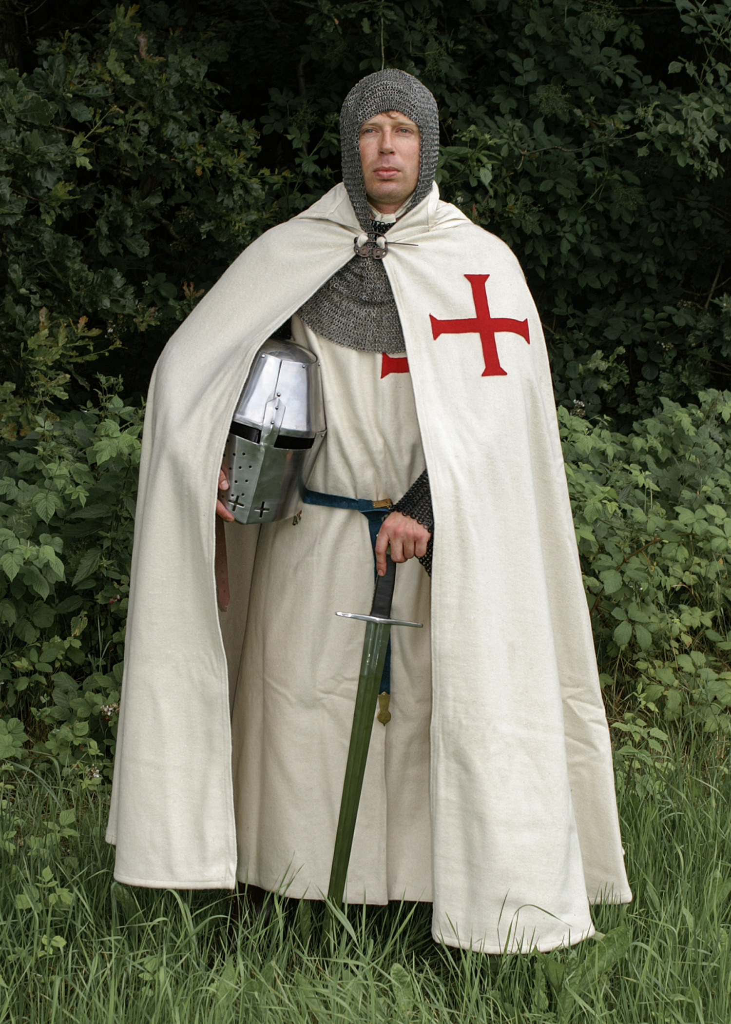 THE MEDIEVALS Templar Knight Hooded Cape 